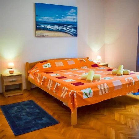 Maslincica * Veli Iž