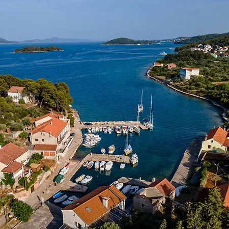 Maslincica Appartement *