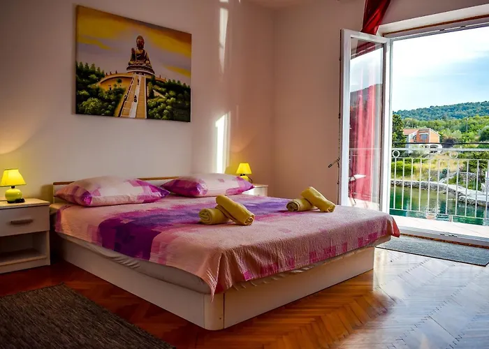 Apartment Maslincica Veli Iž